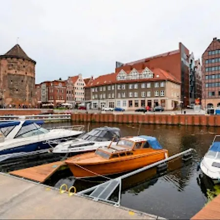 Niebianskie Gniazdko Kolo Starego Miasta Apartamento Gdańsk