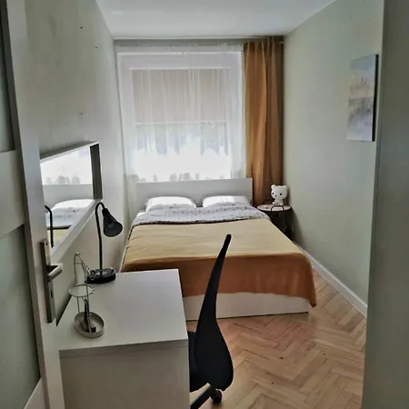 Niebianskie Gniazdko Kolo Starego Miasta 格但斯克